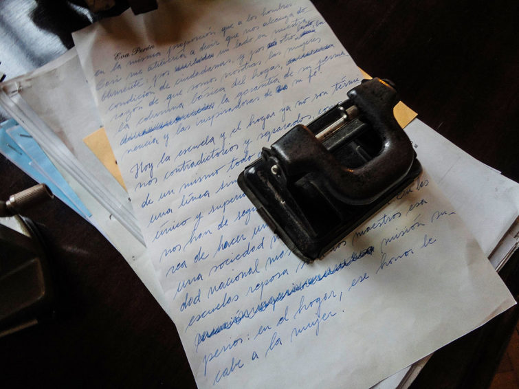 Escritura para notas por Fabián Sanguinetti. Sala Eva - CCK